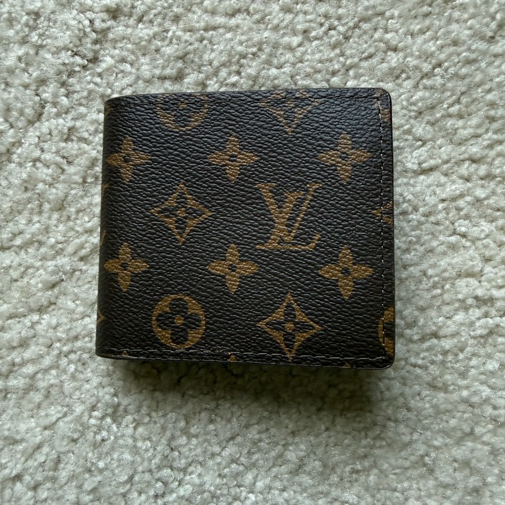 Louis Vuitton Monogram Canvas Card & Key Holder — Brown/Gold Monogram